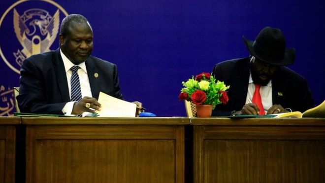 South Sudan government and rebels sign peace deal